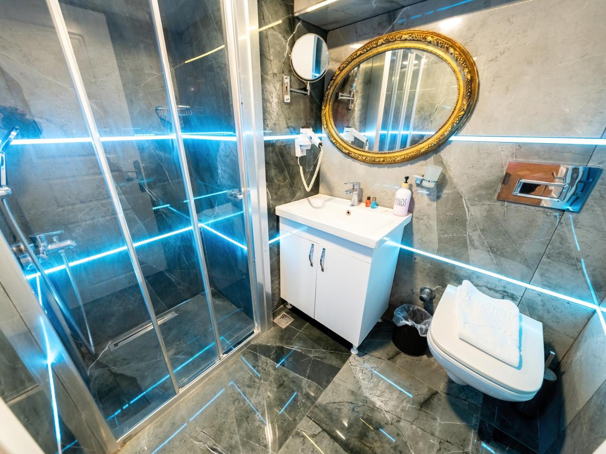 Diamond Royal Hotel — Photos 3
